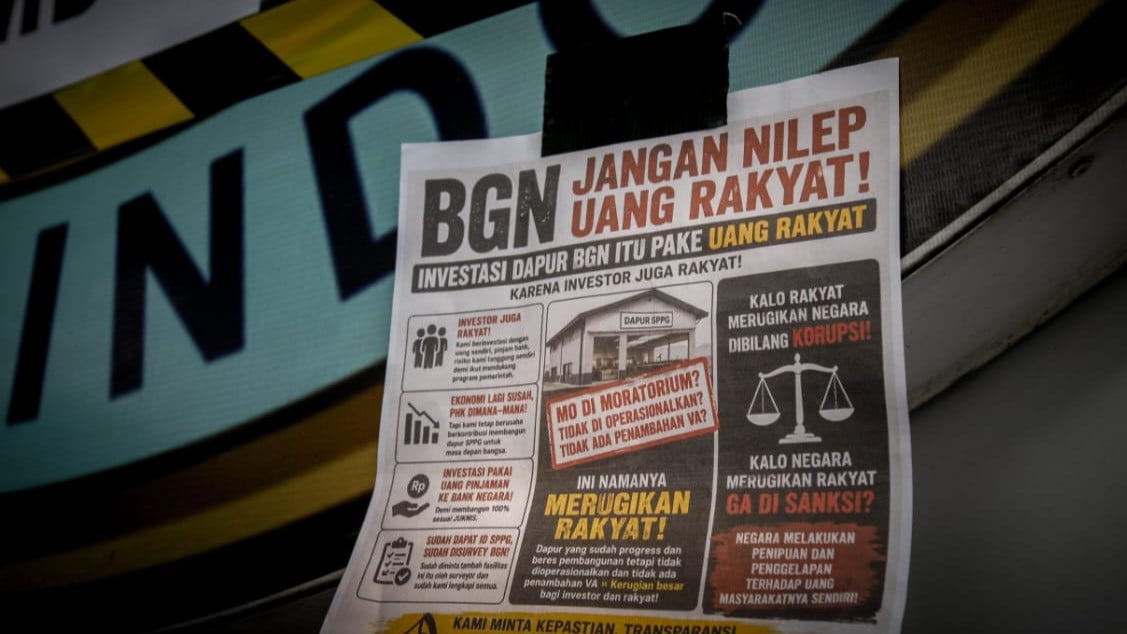 Lensa Berbicara: Aksi Unjuk Rasa Desak Pembenahan Program MBG di Kantor BGN