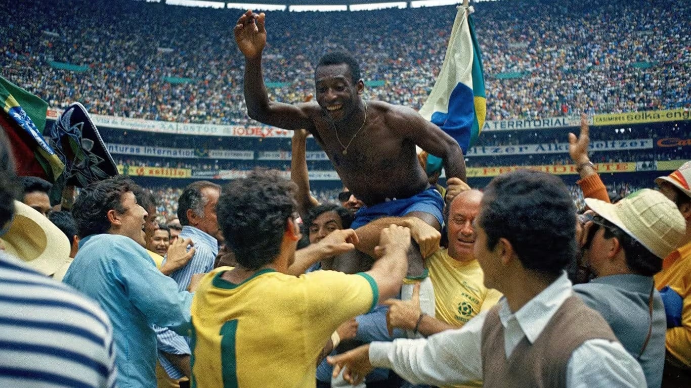 Pele bersama Timnas Brasil di Piala Dunia 1970