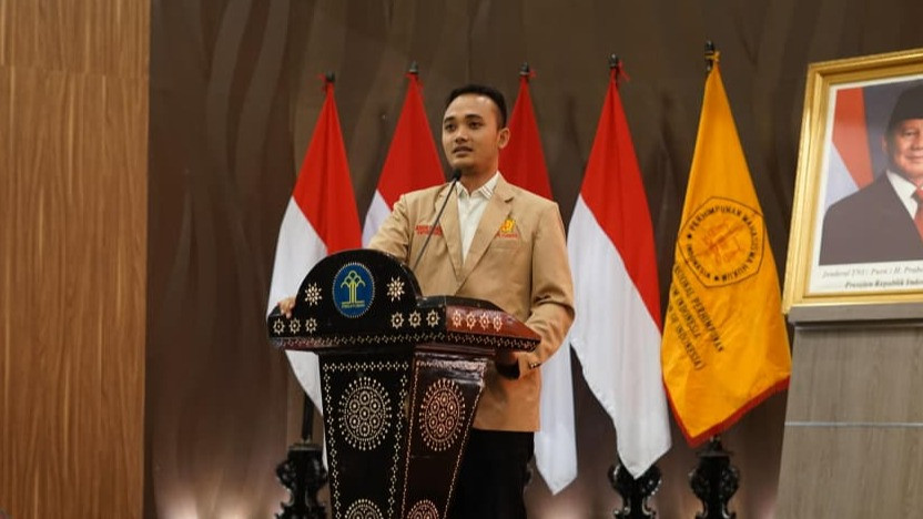 Ketua Umum Dewan Pimpinan Nasional Perhimpunan Mahasiswa Hukum Indonesia (DPN PERMAHI), Azhar Sidiq S