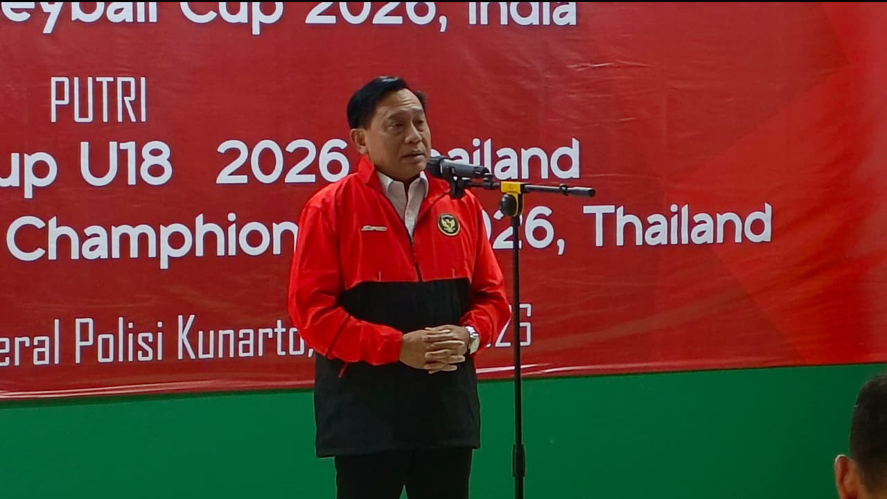 Ketua Umum PP PBVSI Imam Sudjarwo