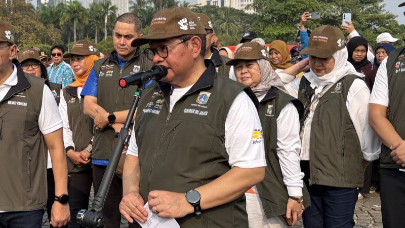 Gubernur DKI Jakarta, Pramono Anung di kawasan Monas, Jakarta, Minggu (21/6/2026).