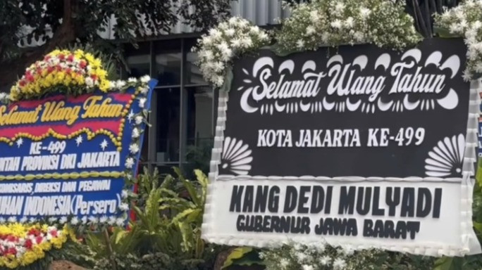 Gubernur Jawa Barat Dedi Mulyadi kirim karangan bunga hitam putih untuk HUT ke-499 Kota Jakarta