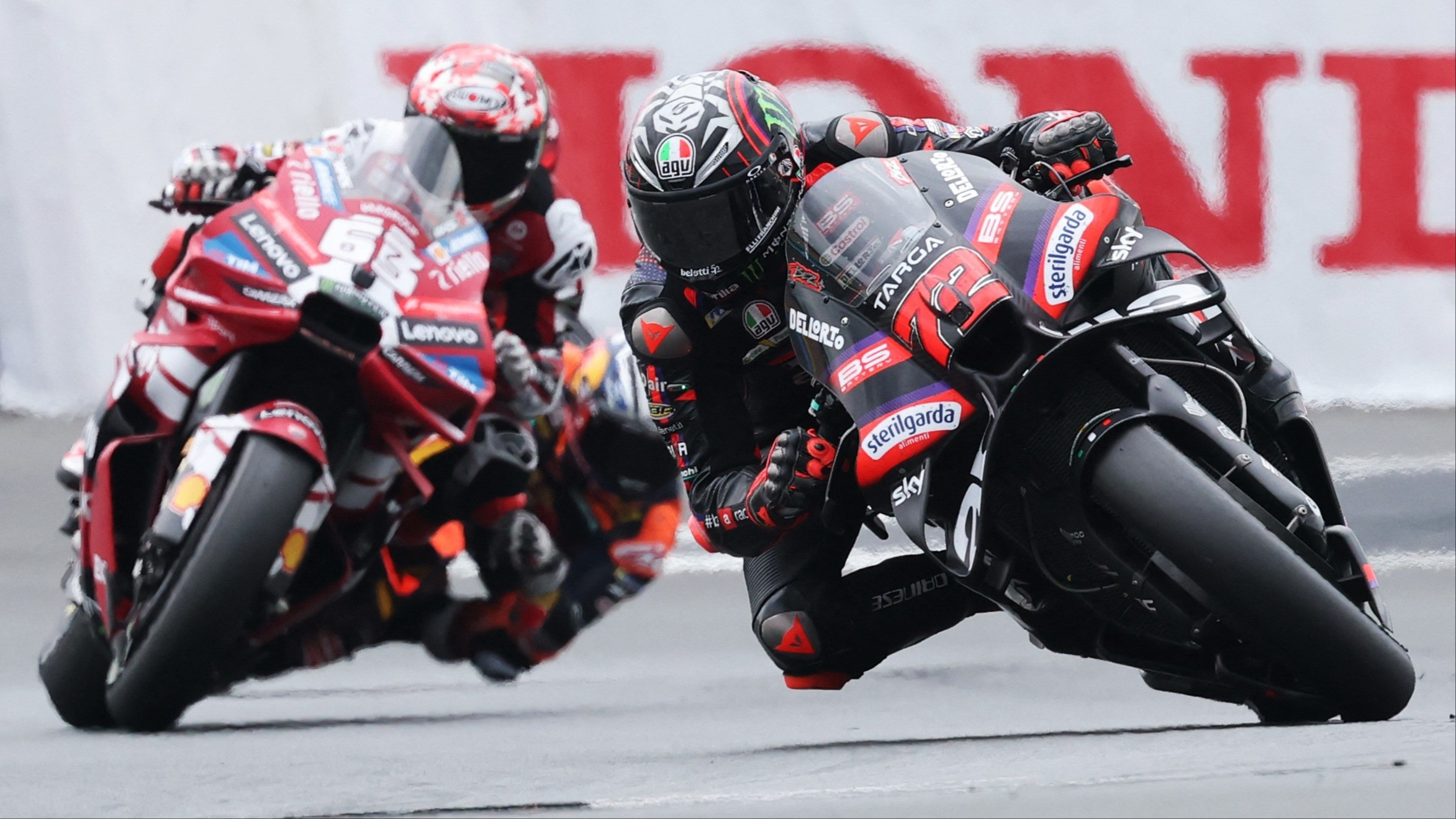 Duel Francesco Bagnaia dan Marco Bezzecchi di MotoGP 2026