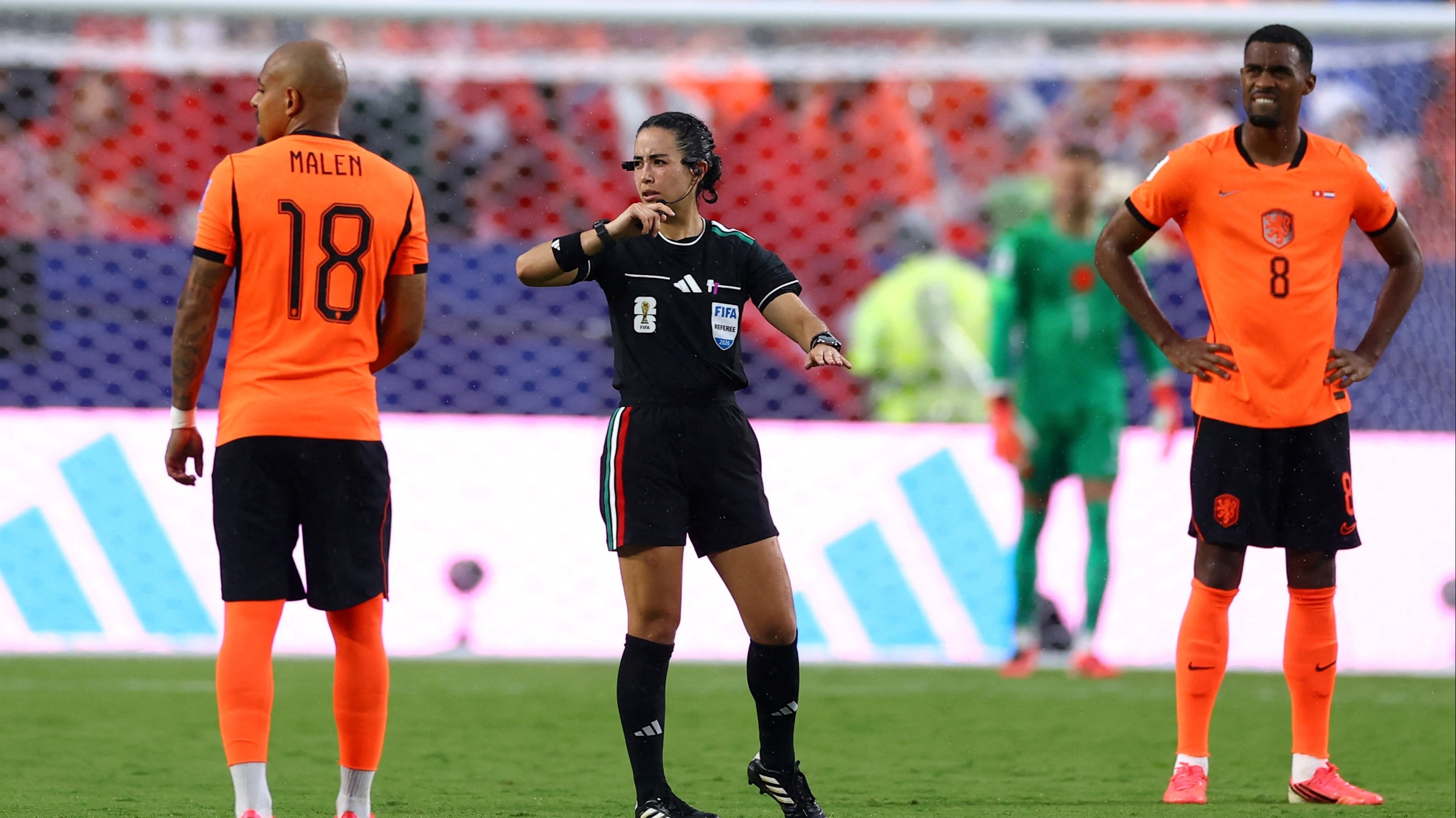 Katia Itzel Garcia, wasit utama dalam laga Tunisia vs Belanda di Piala Dunia 2026, Jumat (26/6/2026).