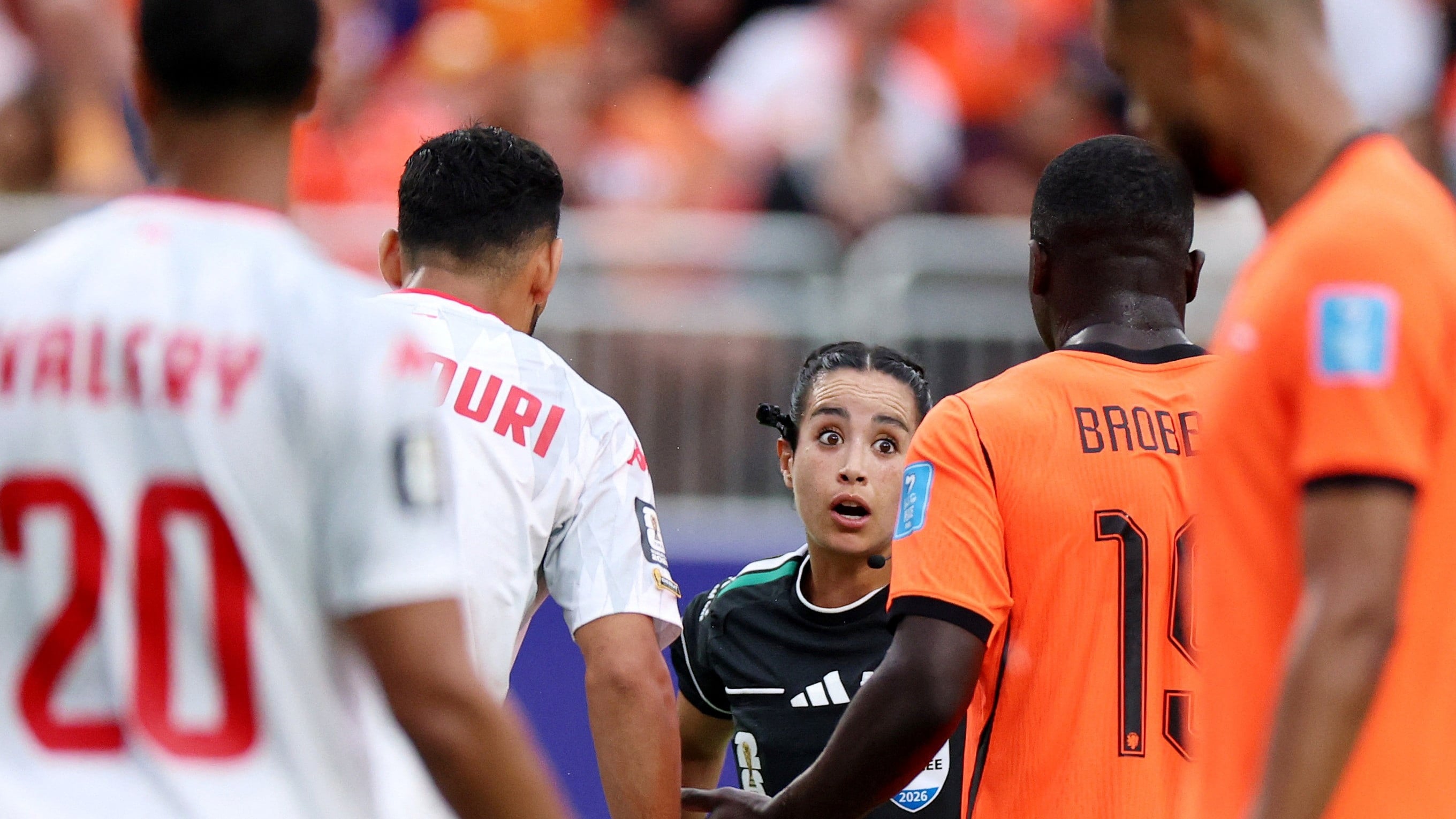 Katia Itzel Garcia, wasit utama dalam laga Tunisia vs Belanda di Piala Dunia 2026, Jumat (26/6/2026).