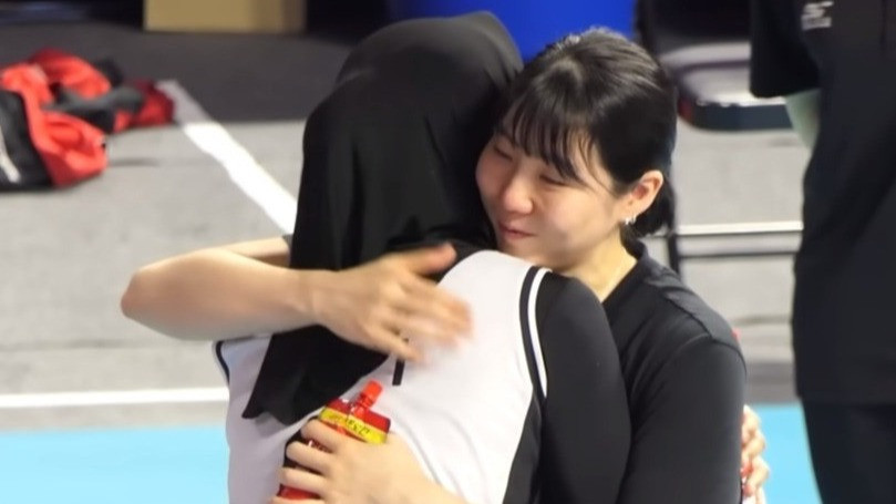 Megawati Hangestri dan Lee So-young saat di Red Sparks