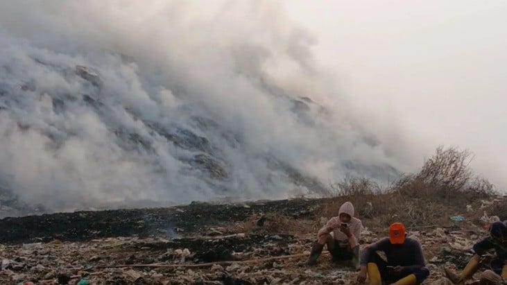 TPA Jatiwaringin Kebakaran, Tangerang Tetapkan Status Tanggap Darurat