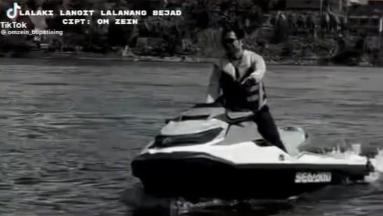 Cuplikan video Lagu Lalaki langit, Lalanang Bejad karya Bupati Purwakarta, Saepul Bahri Binzein atau Om Zein yang tuai kontroversi
