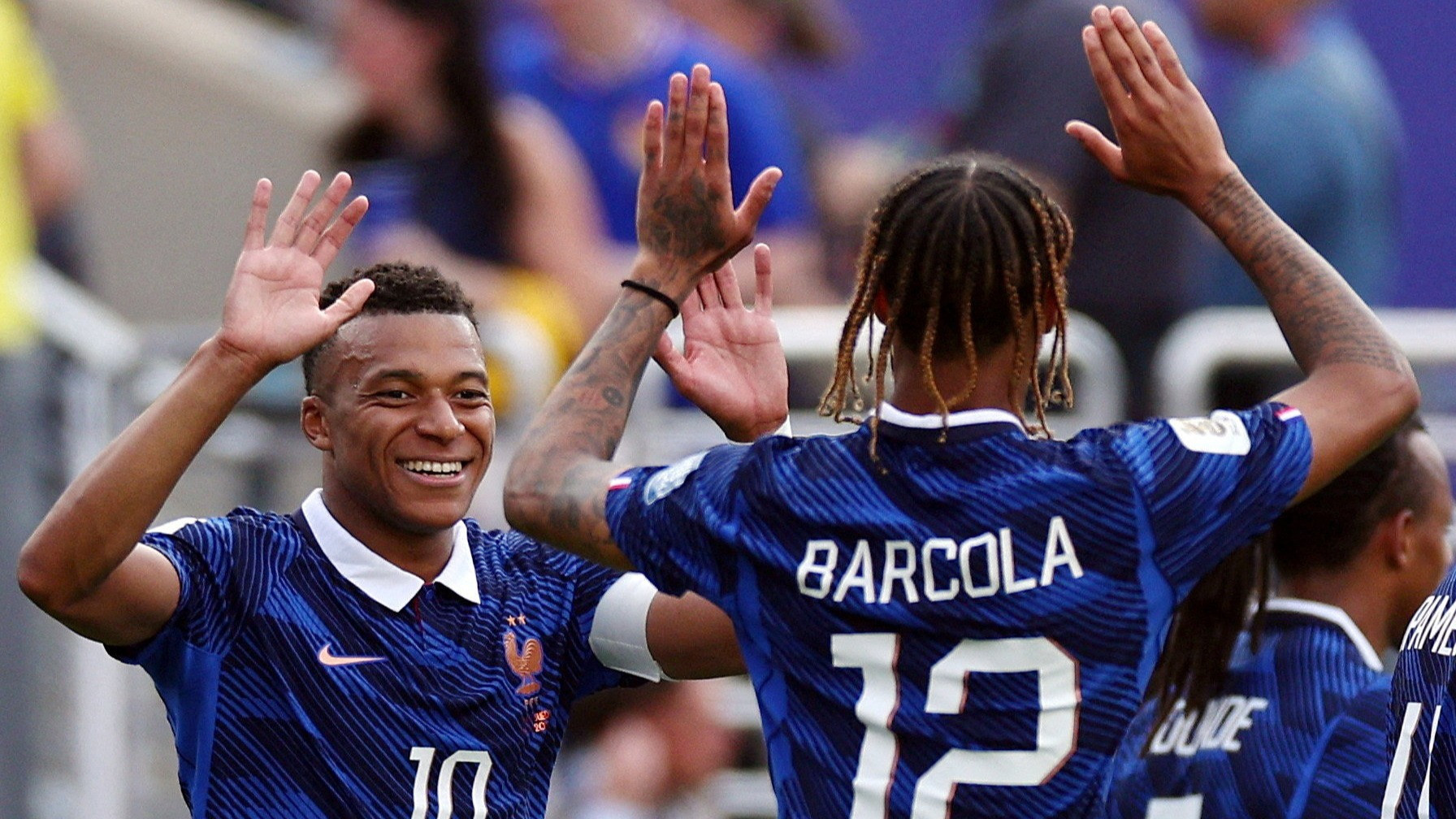 Dua Pemain Prancis, Kylian Mbappe dan Bradley Barcola