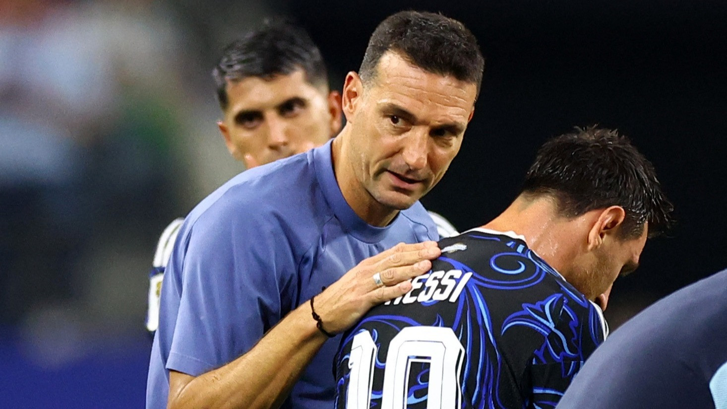 Pelatih Timnas Argentina, Lionel Scaloni bersama Lionel Messi di Piala Dunia 2026