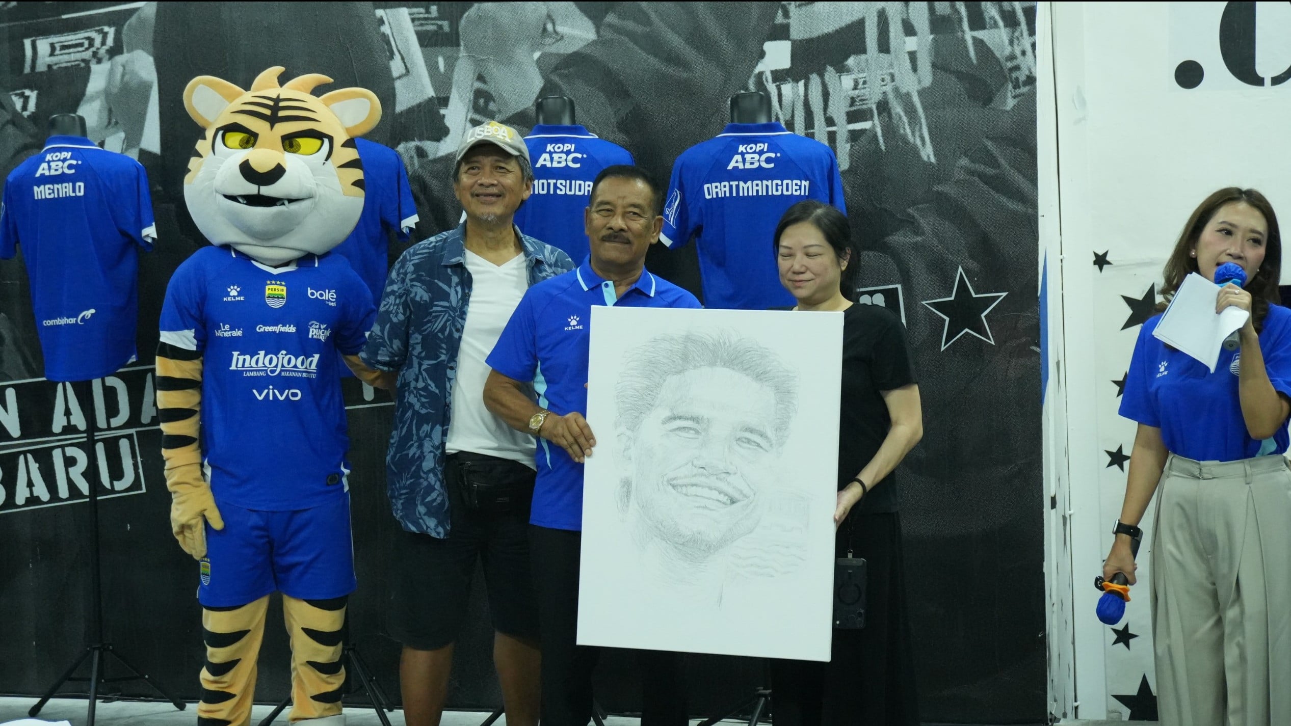 Persib Resmi Datangkan Ragnar Oratmangoen
