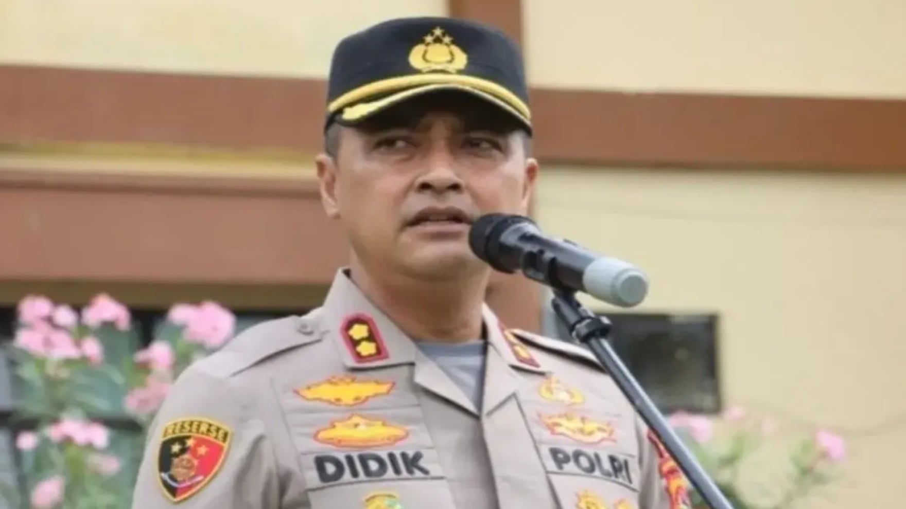 Jejak Hitam Eks Kapolres Bima Kota Minta Alphard, Diduga Terima Rp1 Miliar dari Bandar hingga Titip Sabu ke Anak Buah