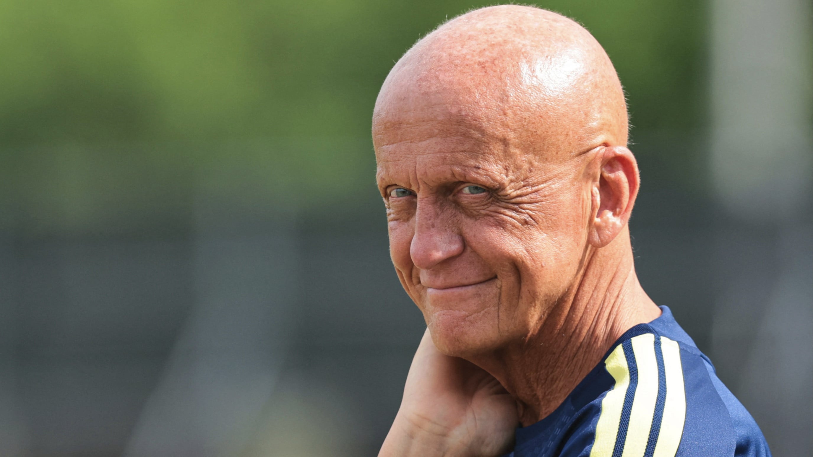 Wasit legendaris asal Italia, Pierluigi Collina.