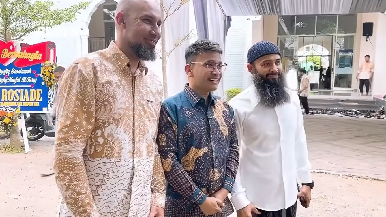 Ruben Onsu dan Ustaz Syafiq Riza Basalamah