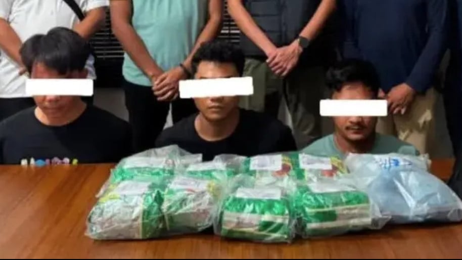 Jaringan Narkoba Riau Digulung, 8 Kilogram Sabu dan 5.000 Pil Ekstasi Disita, Tiga Pengedar Ditangkap