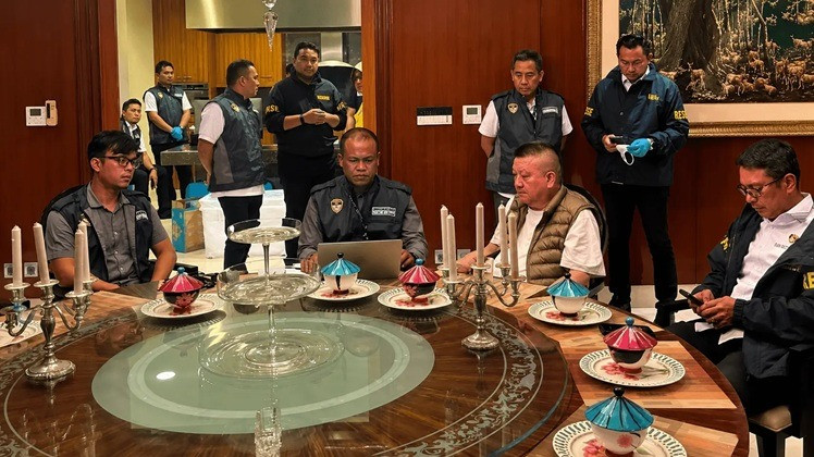 Tan Kian diperiksa Polda Metro Jaya pasca penggeledahan di salah satu lokasi  terkait penyidikan kasus dugaan korupsi dan TPPU tata niaga batu bara.