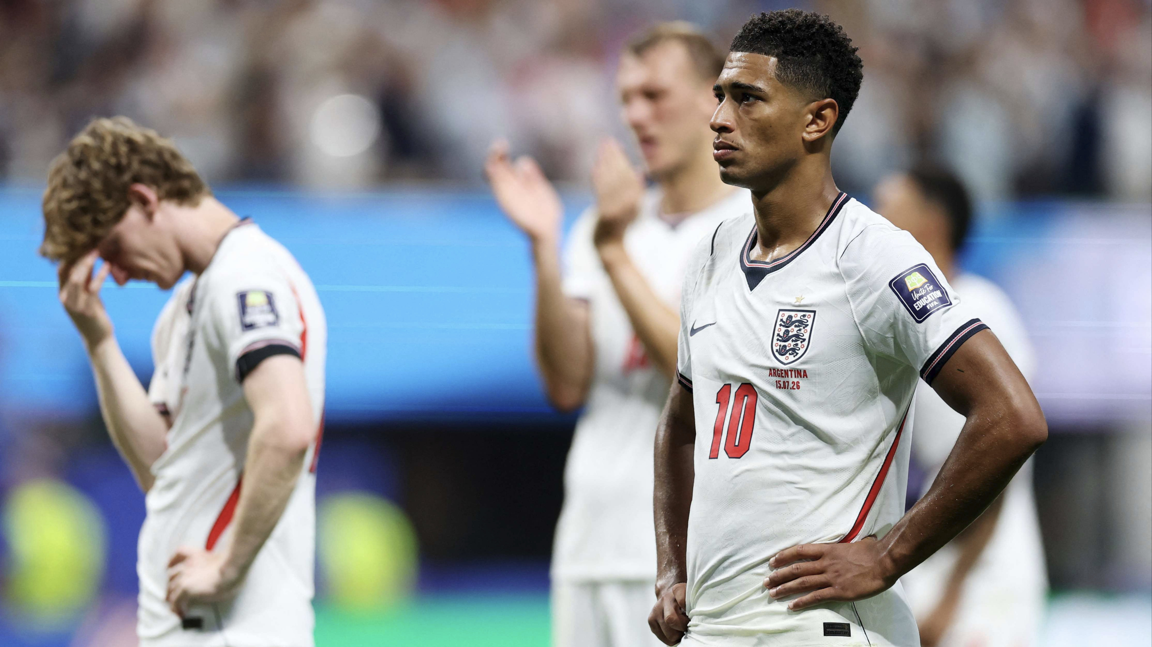 Ekspresi kekecewaan Jude Bellingham usai Inggris gagal lolos ke final Piala Dunia 2026.