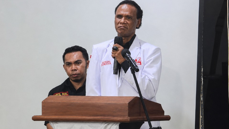 Ketua Umum ormas GRIB Jaya, Rosario de Marshall (Hercules) resmi menjabat sebagai Dewan Kehormatan organisasi Serikat Buruh Nasional Indonesia (SBNI)