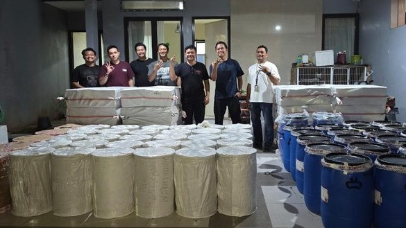 Terbongkar! Gudang Pemasok Bahan Baku Narkotika Jenis Karisoprodol Digerebek, Polisi Sita 1,5 Ton Bahan Kimia dan 308 Ribu Pil