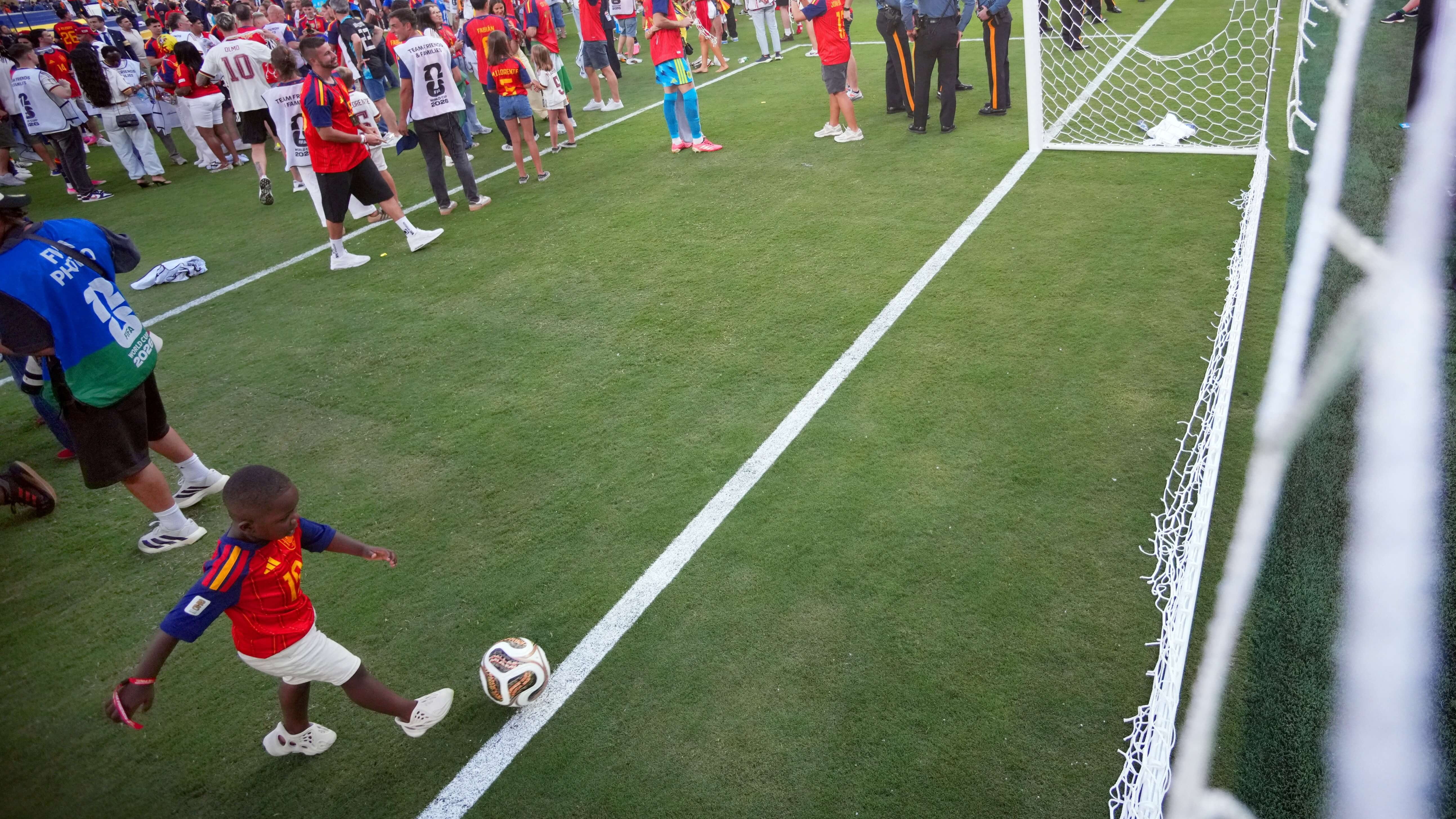 Adik Lamine Yamal, Keyne usai laga final Piala Dunia 2026 antara Spanyol vs Argentina.