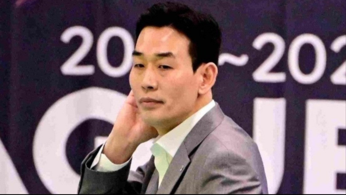 Pelatih Red Sparks, Ko Hee-jin