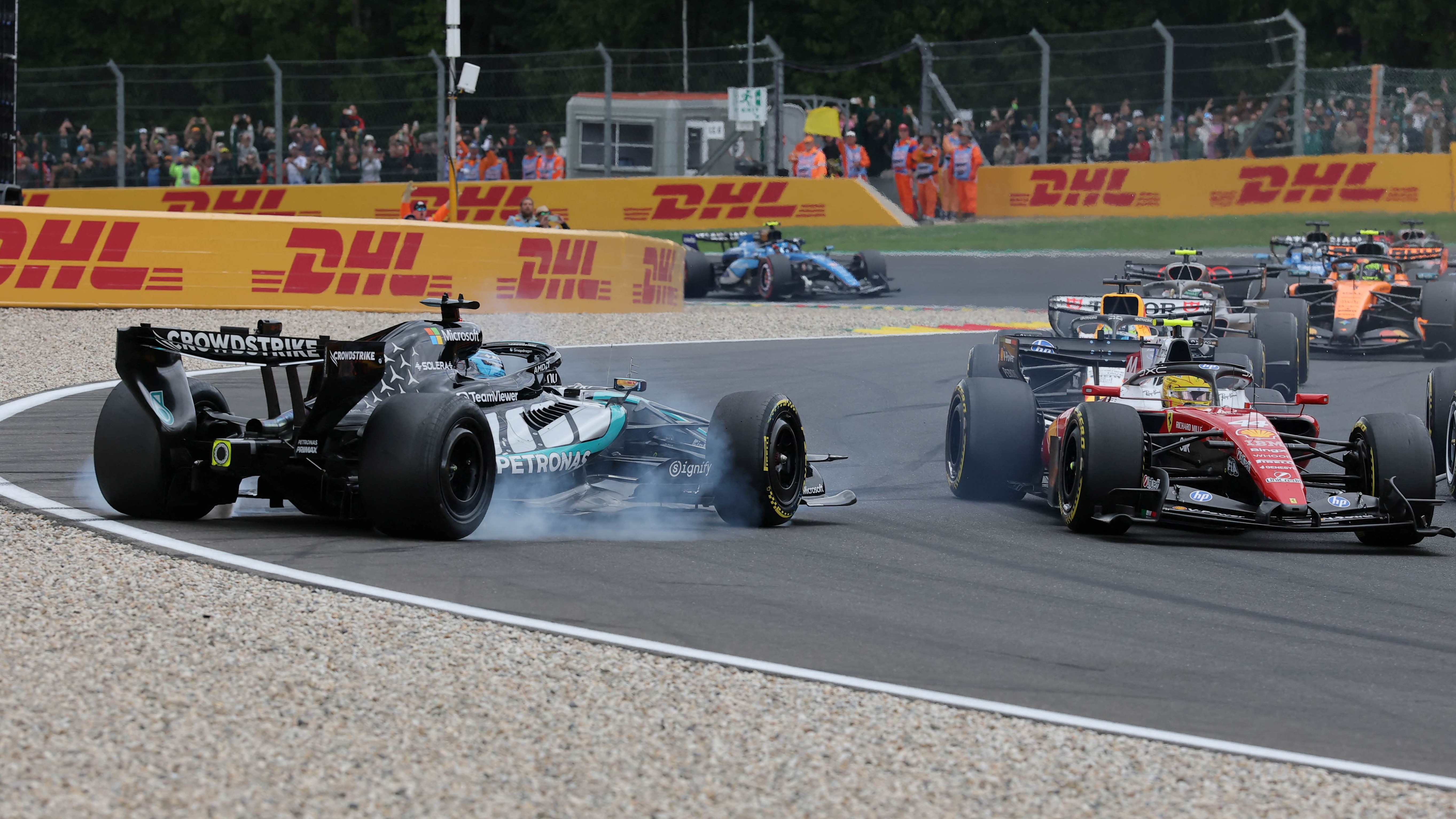 Kecelakaan George Russell di F1 GP Belgia 2026