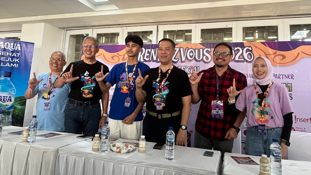 Konferensi pers pentas seni RENDEZVOUS 2026 SMA Labcshool Cirendeu