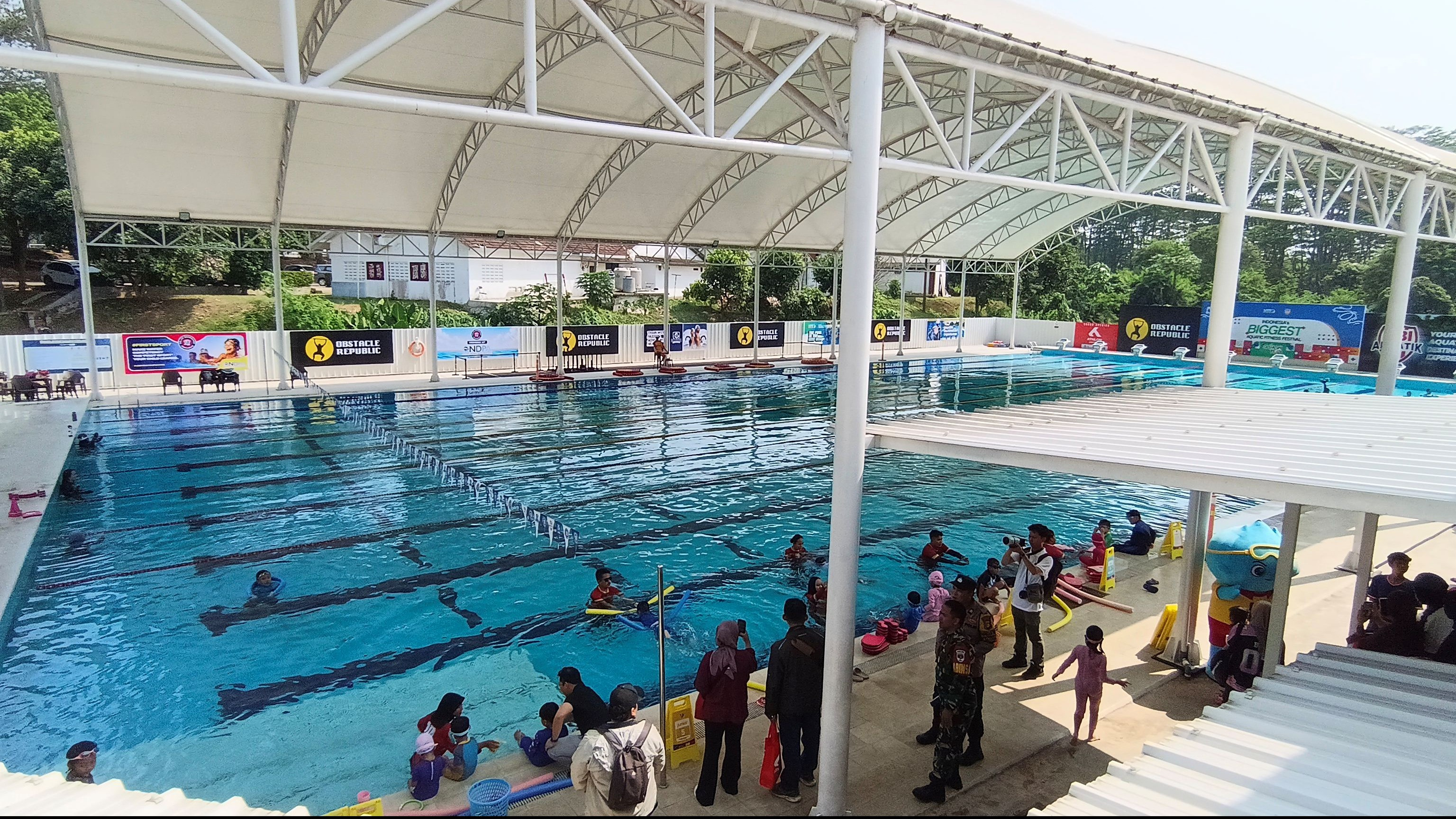 Fasilitan Kolam Renang di Athlon Sawangan