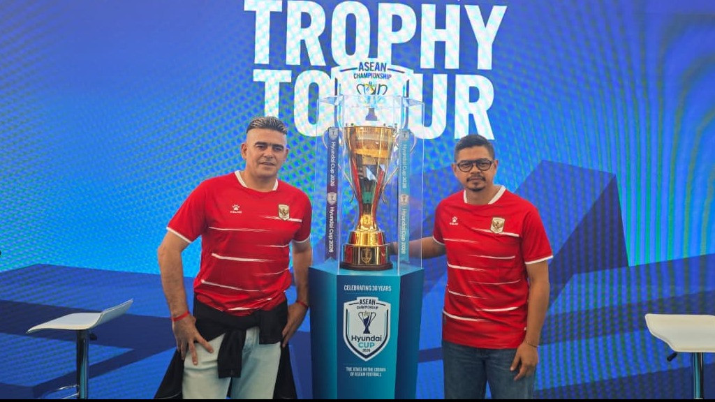 Dua Legenda Timnas Indonesia, Cristian Gonzales dan Bambang Pamungkas