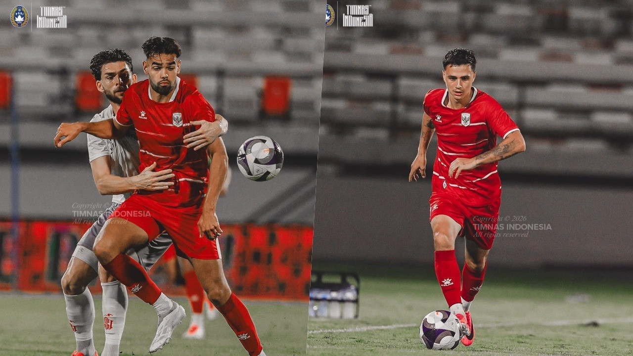 Pemain Timnas Indonesia Jens Raven (kiri) dan Eliano Reijnders (kanan)
