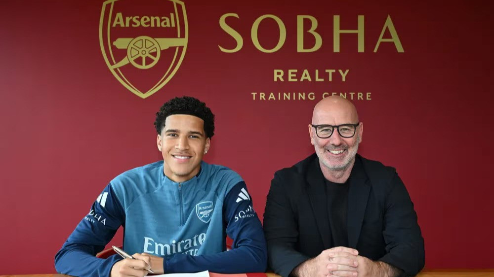 Pemain Keturunan Indonesia di Arsenal, Demiane Agustien