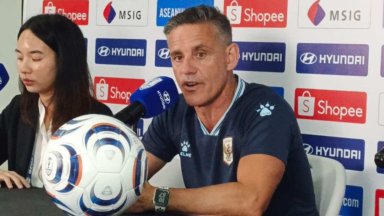 John Herdman di Sesi Konferensi Pers usai Laga Kontra Kamboja di Piala AFF 2026