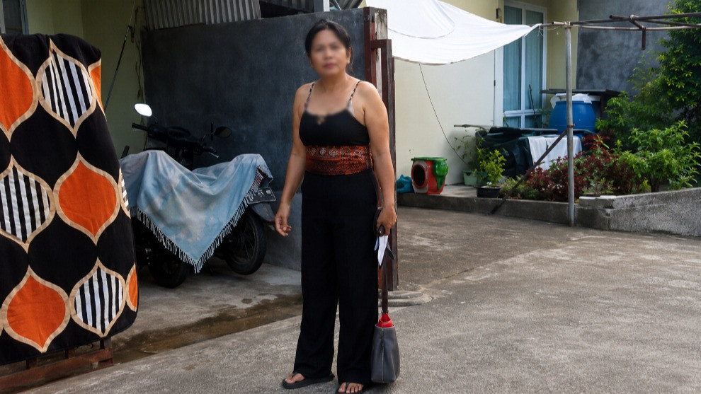 Potret seorang ibu kandung diduga mau menikam anak perempuannya yang dibela abang kandung viral