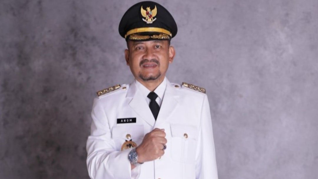 Bupati Pemalang Anom Widiyantoro