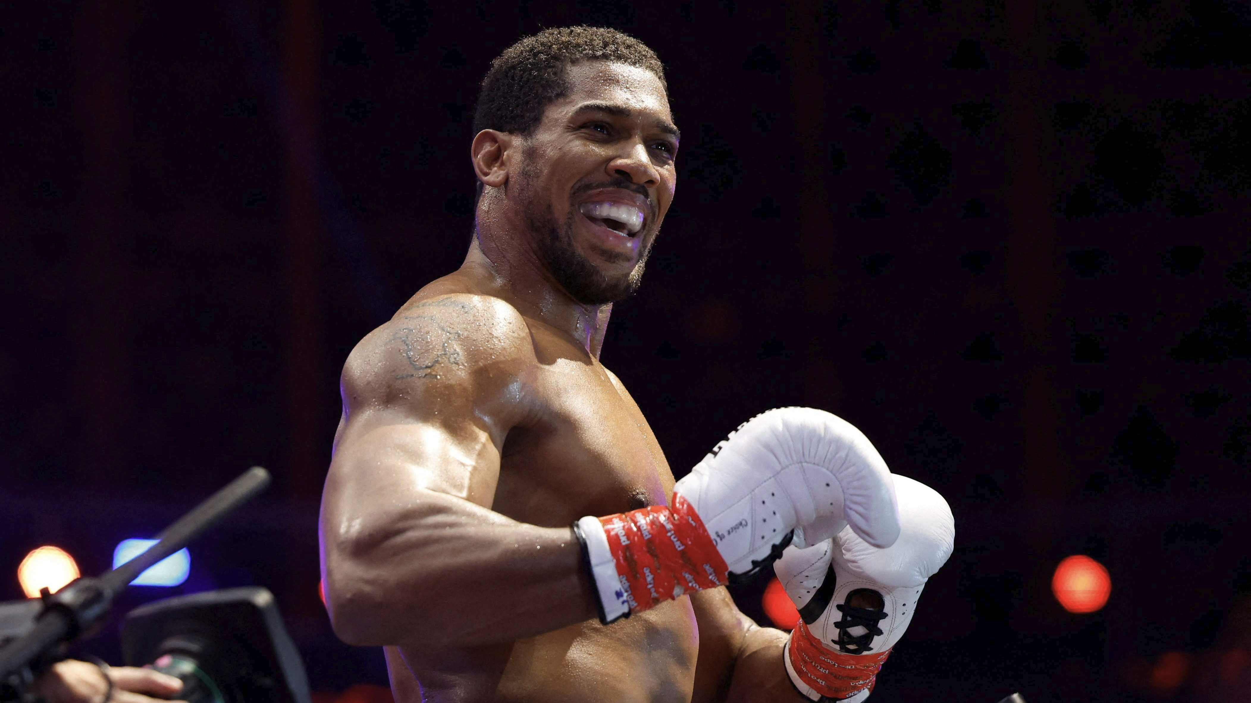 Petinju kelas berat asal Inggris, Anthony Joshua.