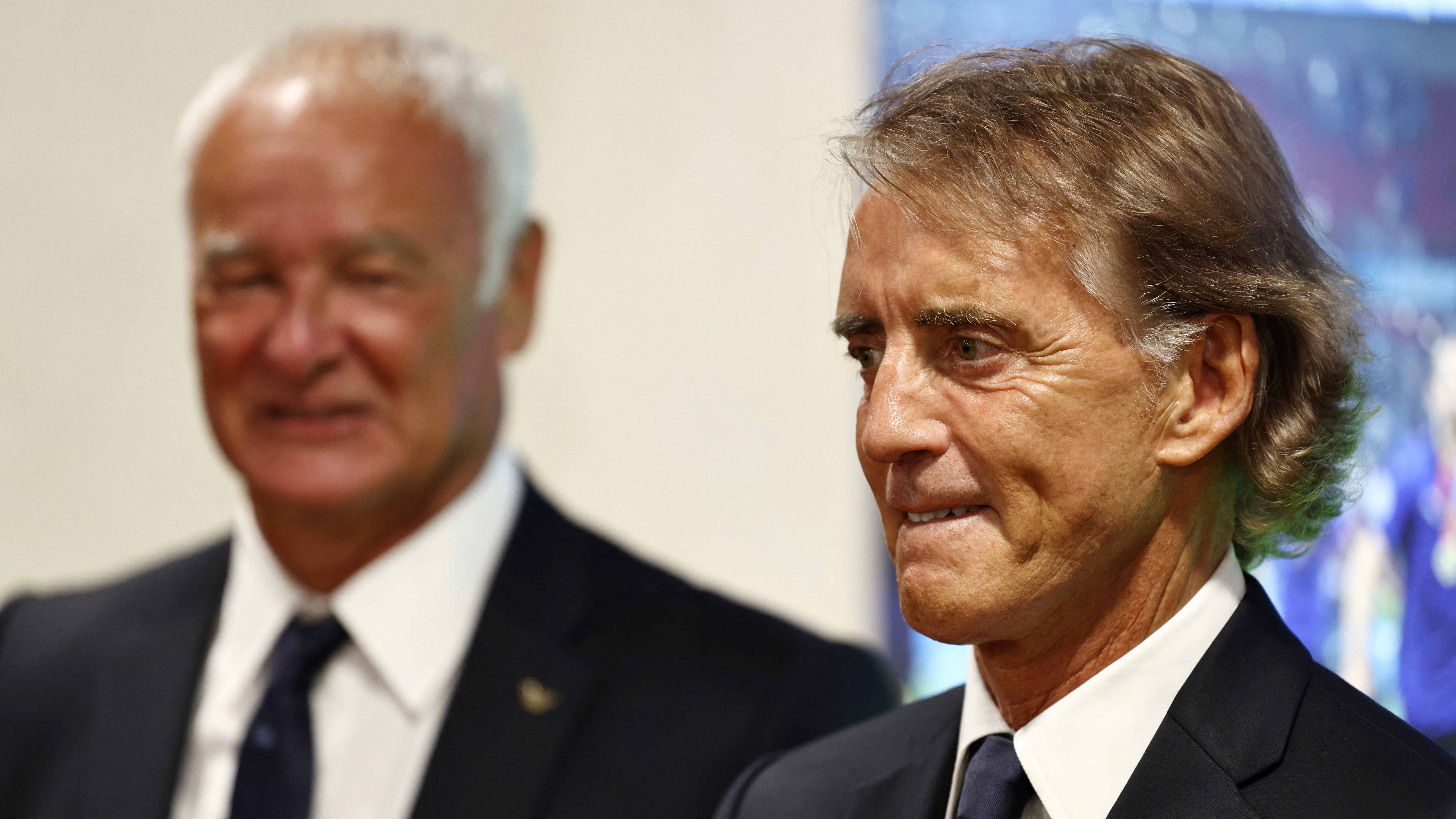 Claudio Ranieri dan Roberto Mancini
