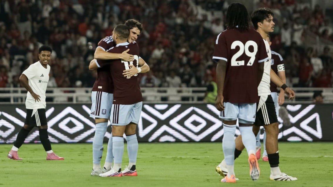 Selebrasi Emi Buendia di laga Aston Villa vs Indonesia All Stars