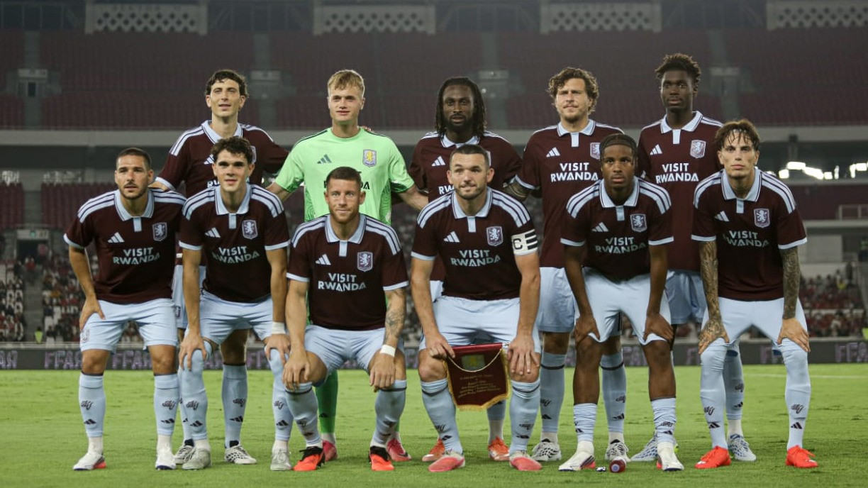 Skuad Aston Villa saat Menghadapi Indonesia All Stars