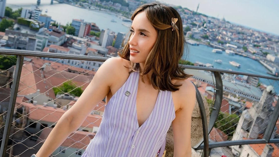 Cinta Laura