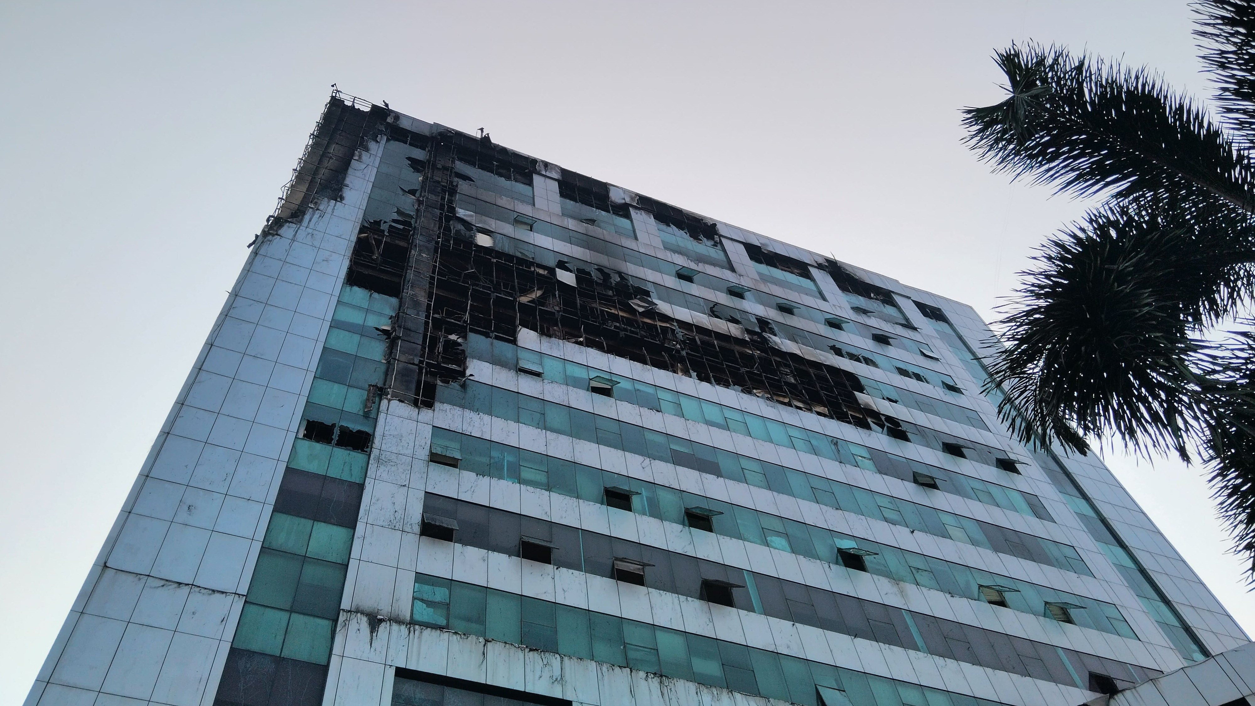 Kondisi terkini Gedung Bapenda DKI Jakarta setelah kebakaran.