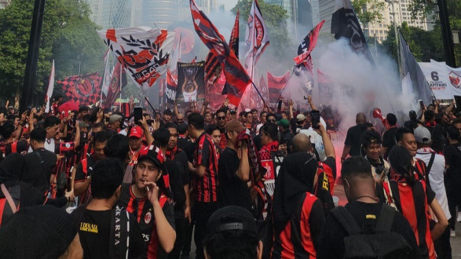 Kenyataan  Mimpi di Siang Bolong  Milanisti USNI Kala AC Milan Bertanding di SUGBK