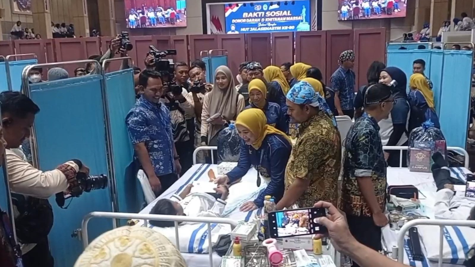 kegiatan Open Base