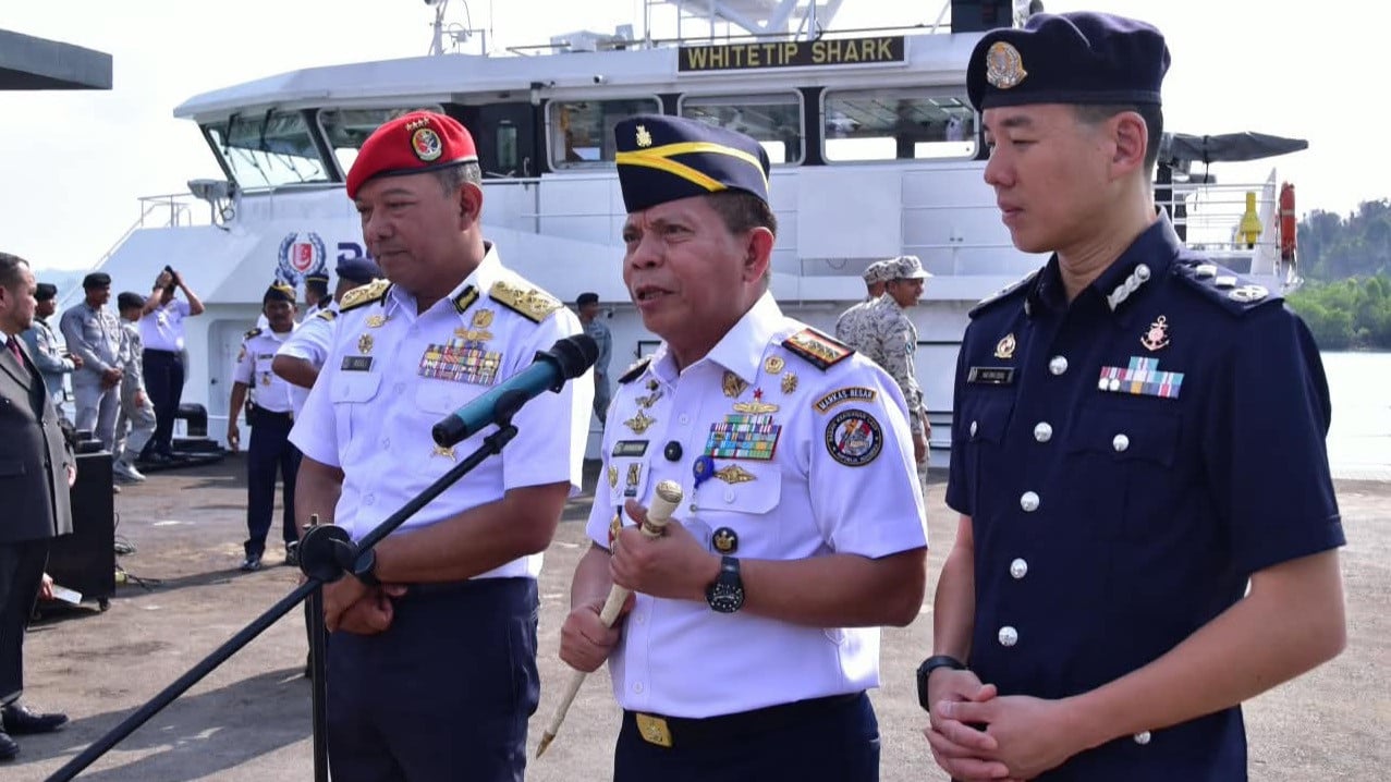 Bakamla RI Sambut Kedatangan Kapal Coast Guard Malaysia dan Singapura.
