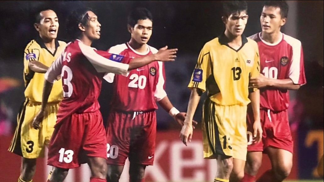 Zaenal Arief, Budi Sudarsono, dan Bambang Pamungkas saat membela Timnas Indonesia.
