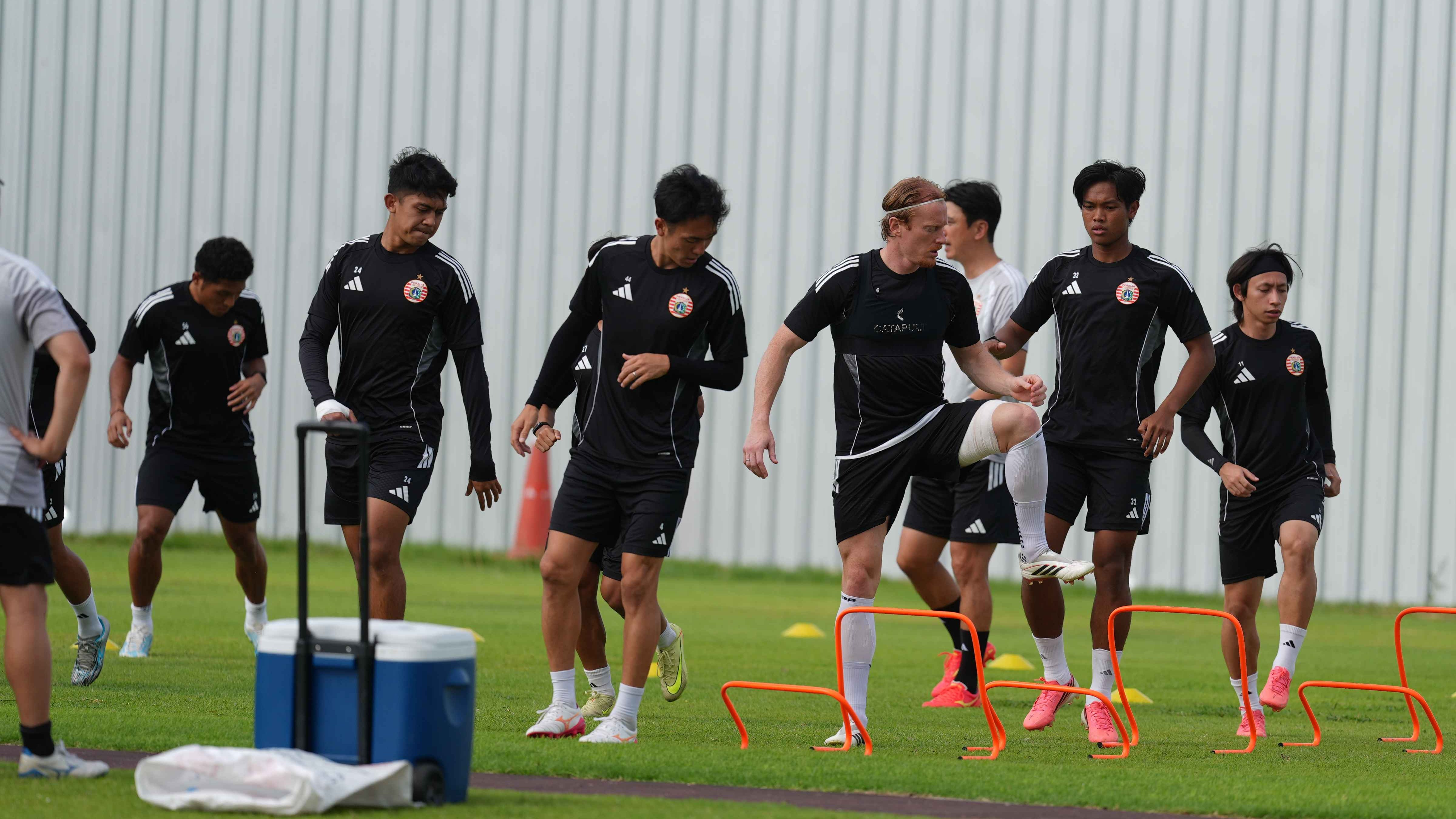 TC Persija di Thailand