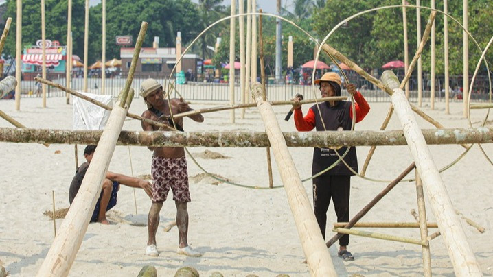 Semarak Kemerdekaan, Puluhan Pohon Pinang Disiapkan di Ancol