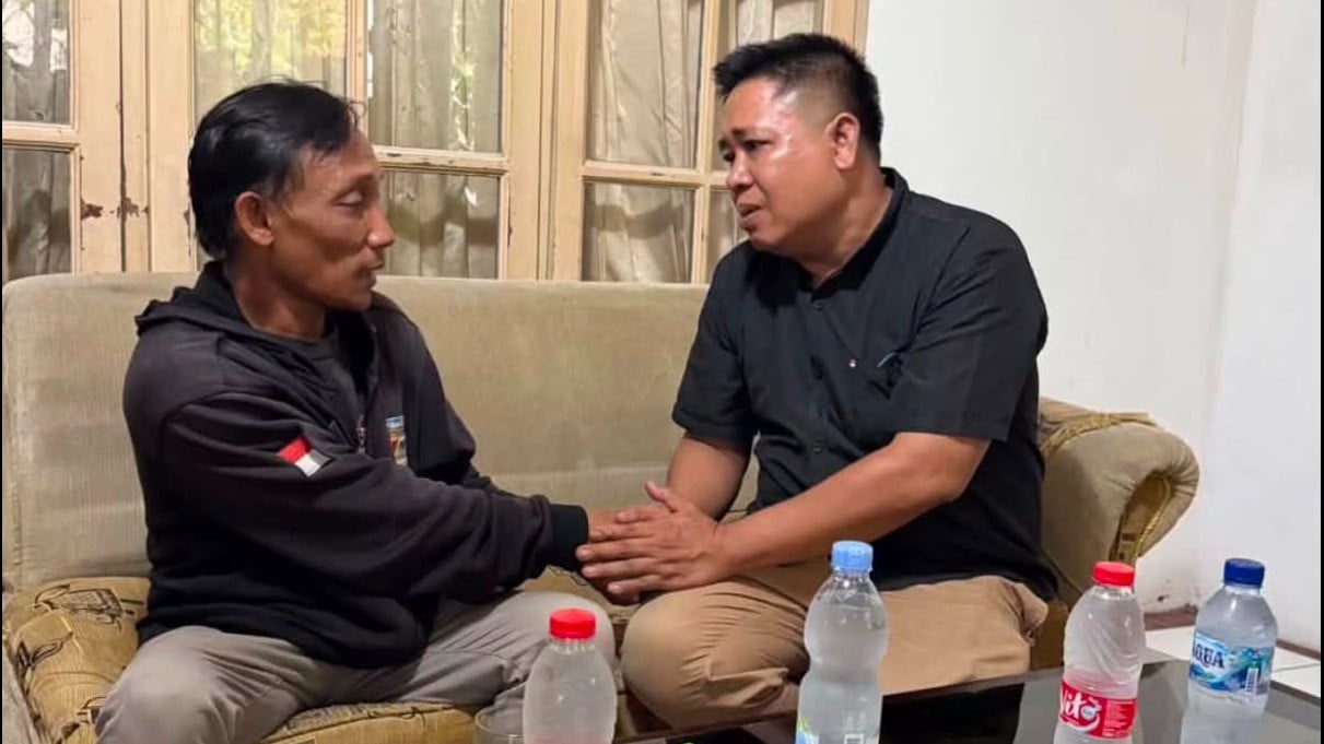 Sopir Alphard yang rusak motor pengemudi ojek minta maaf