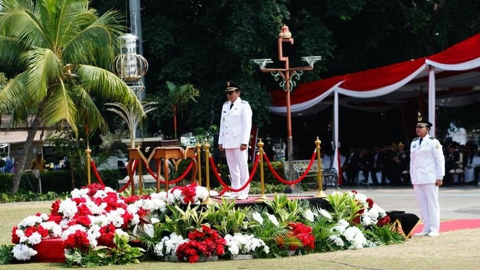 Plt Bupati Pati, Risma Ardhi Chandra menjadi inspektur upacara HUT RI ke-81 di Alun-alun Pati