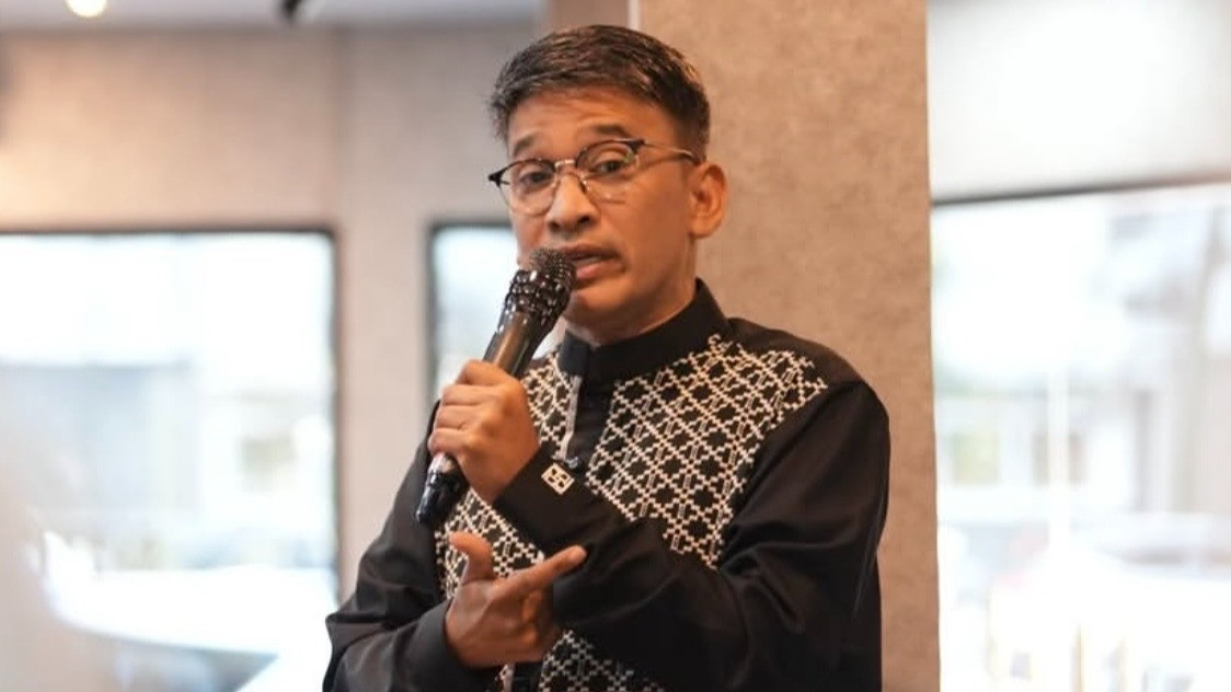 Ruben Samuel Onsu atau akrab disapa Ruben Onsu