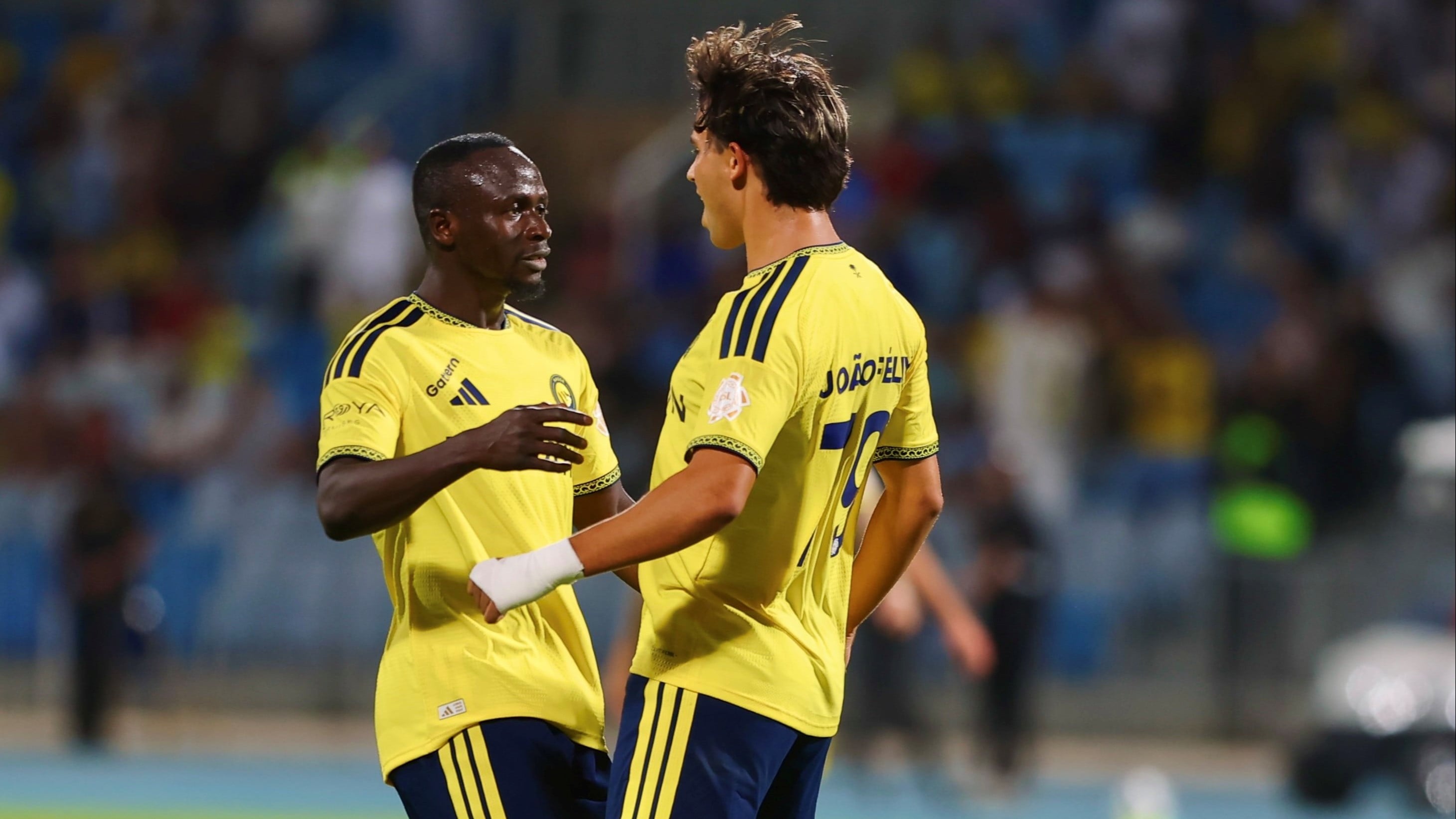 Selebrasi Joao Felix (kanan) bersama Sadio Mane (kiri) saat mencetak gol dalam laga Al Riyadh vs Al Nassr di Liga Pro Saudi 2026/2027, Jumat (21/8/2026).
